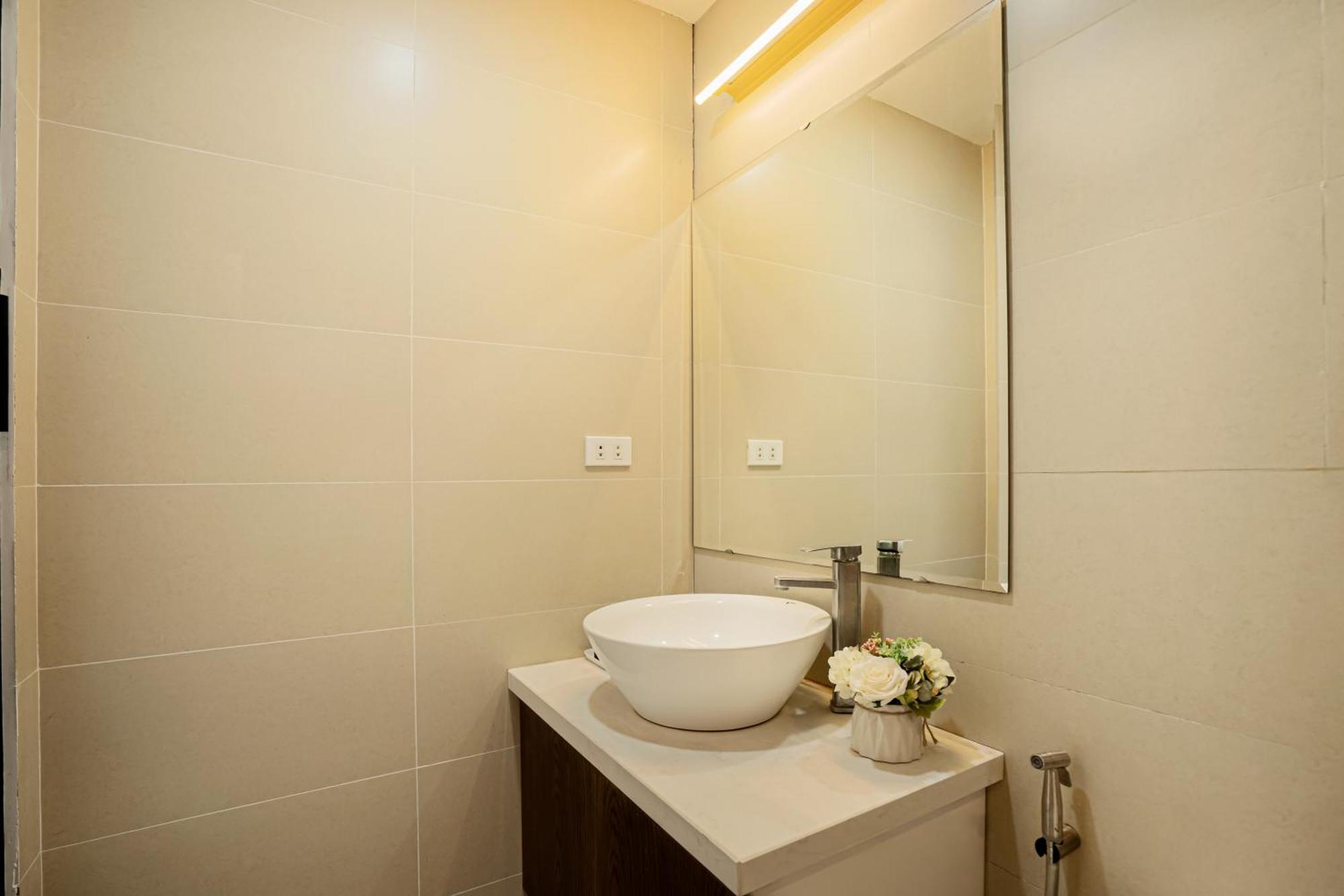 22Housing Hotel & Residence 60 Linh Lang Hanoi Eksteriør bilde